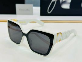 Picture of Dior Sunglasses _SKUfw56969431fw